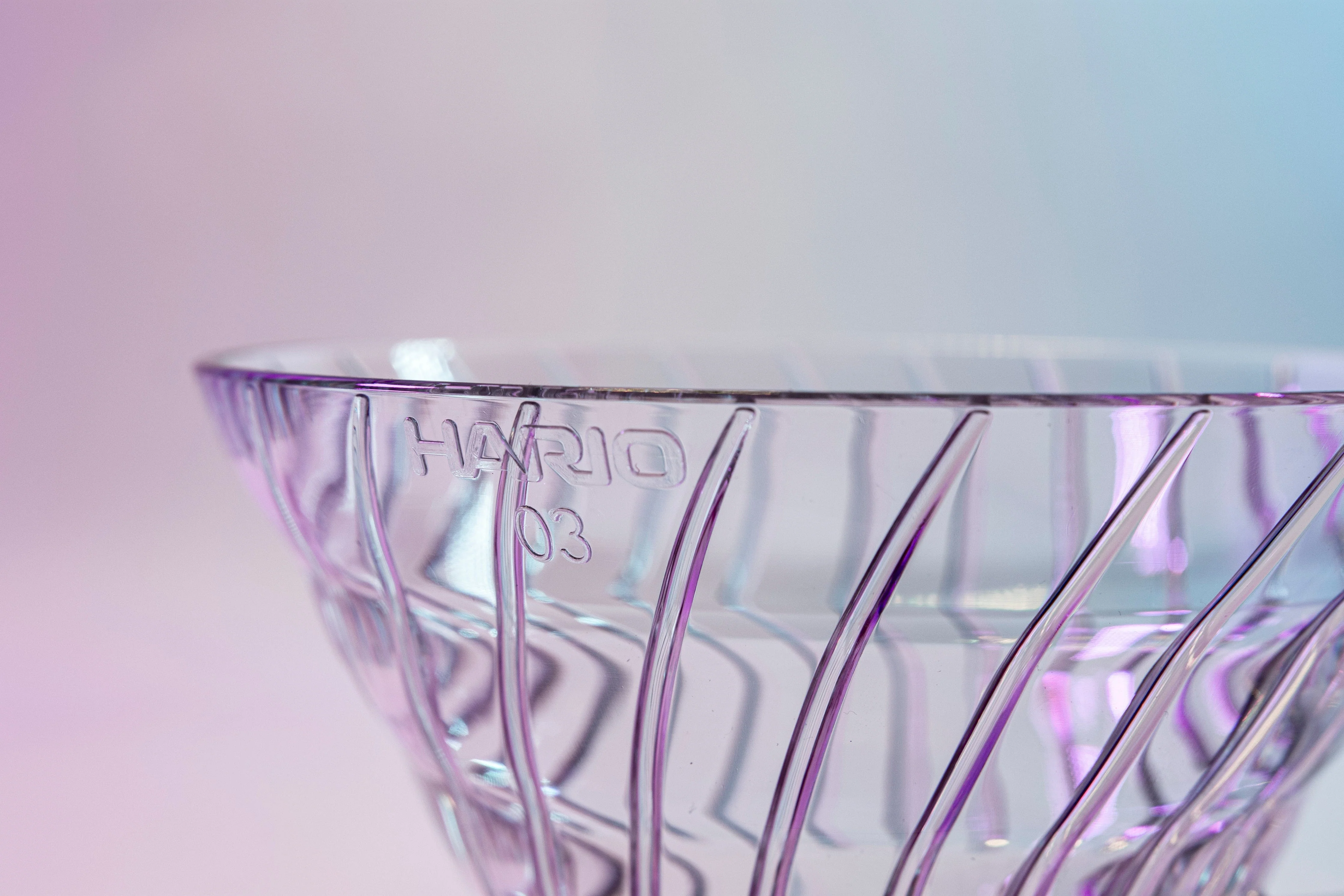 V60 Plastic Coffee Dripper 03 - Image 2